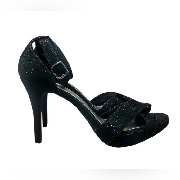 FIONI- Elegant Black Women's Heels - Picture 2 of 6